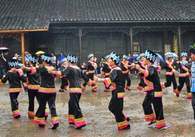 湘西少數(shù)民族苗族的傳統(tǒng)節(jié)日有哪些？